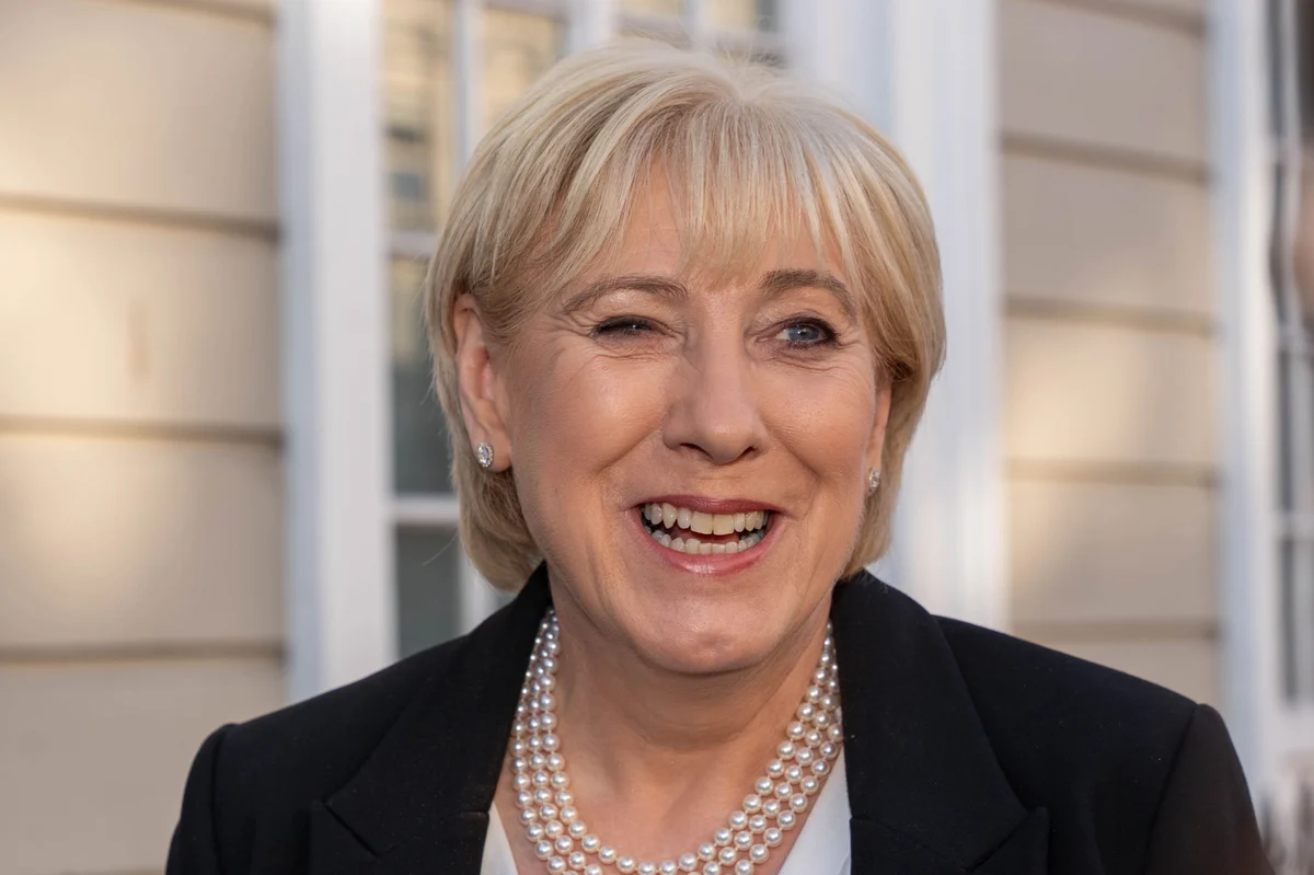 Heather Humphreys says family suffered ‘awful sectarian abuse’ during campaign