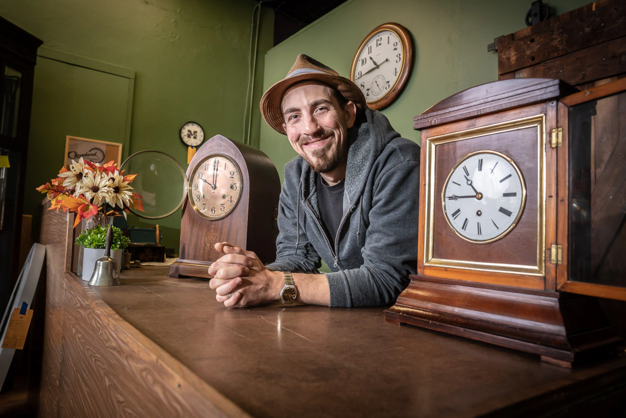 Cleveland Heights clock repair business now at center of theft charges