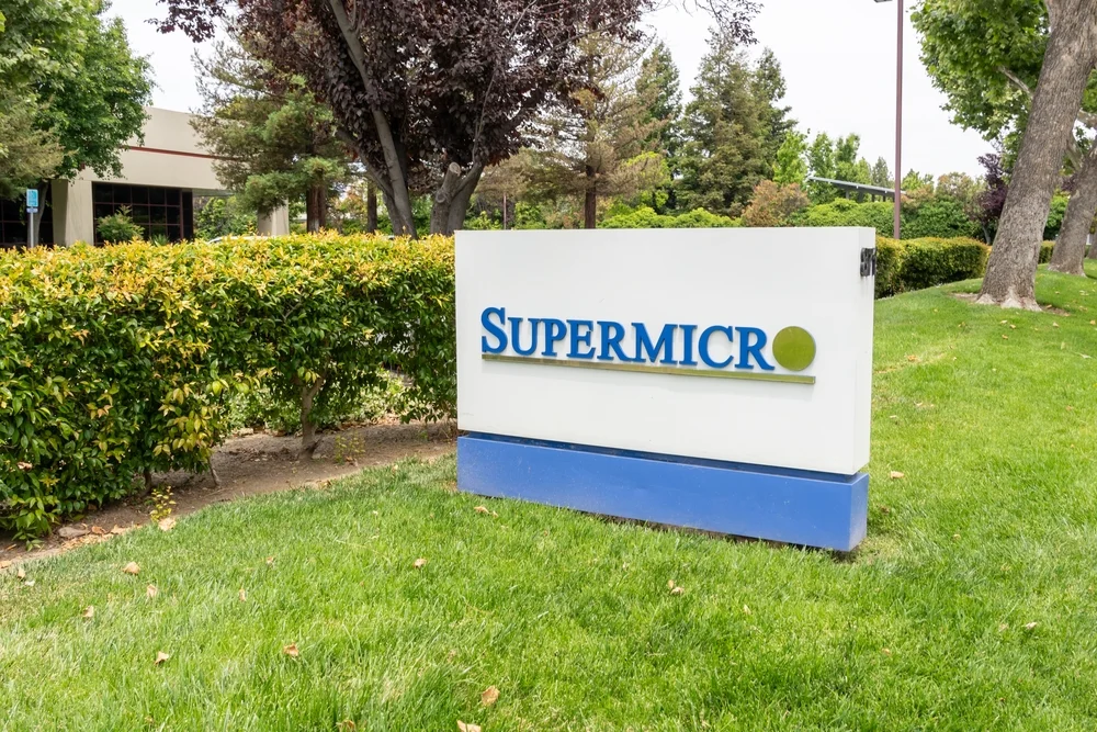 Supermicro Smashes AI Trading Records With Intel And Micron
