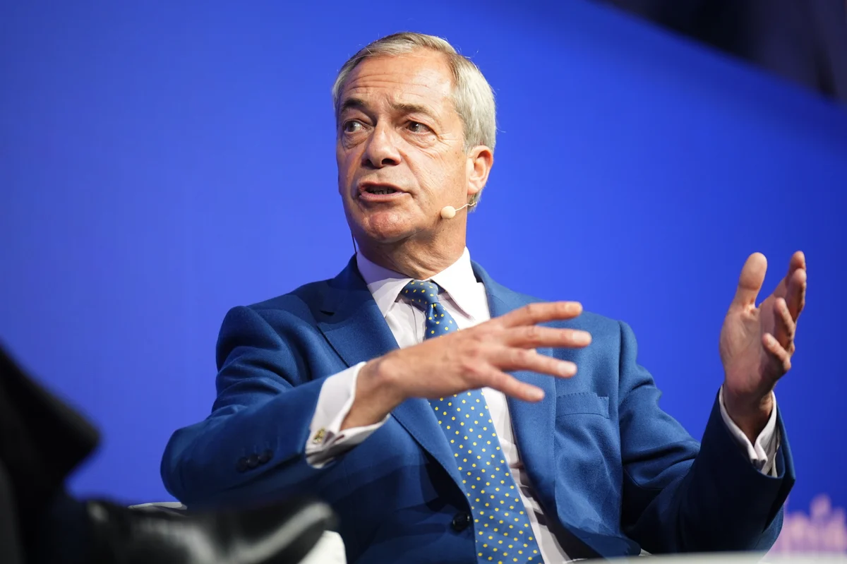 Nigel Farage could be denied a Commons majority by tactical voting, says polling expert