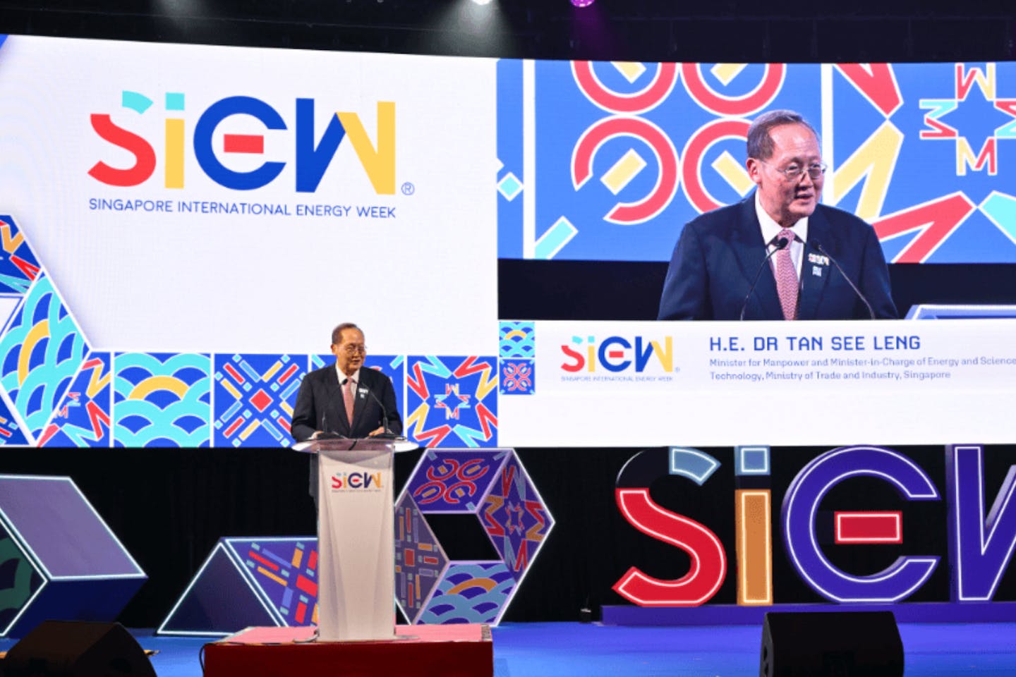 Singapore forges closer ties with the US on nuclear, plans 'low carbon' data centre