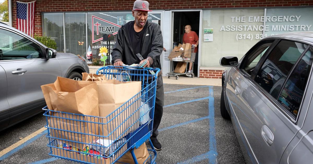 St. Louis residents turn to food banks amid aid cuts. 'Everything you need is going up'