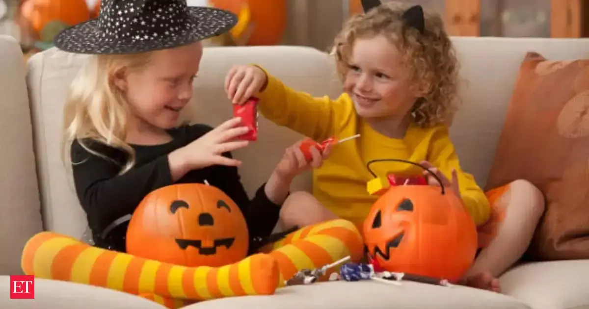 Funny & spooky Halloween jokes to tell at parties, work, or trick-or-treating