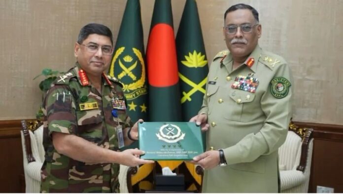 Pakistan, Bangladesh vow to deepen defence cooperation, counter disinformation threats