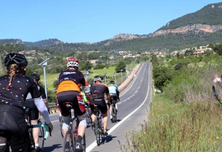200,000 cyclists get on their bikes for Mallorca pumping some 150 million euros into local economy