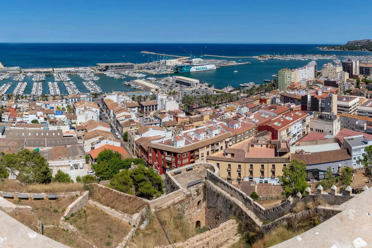 Moving to Spain isn’t always paradise: German family faces bitter truth