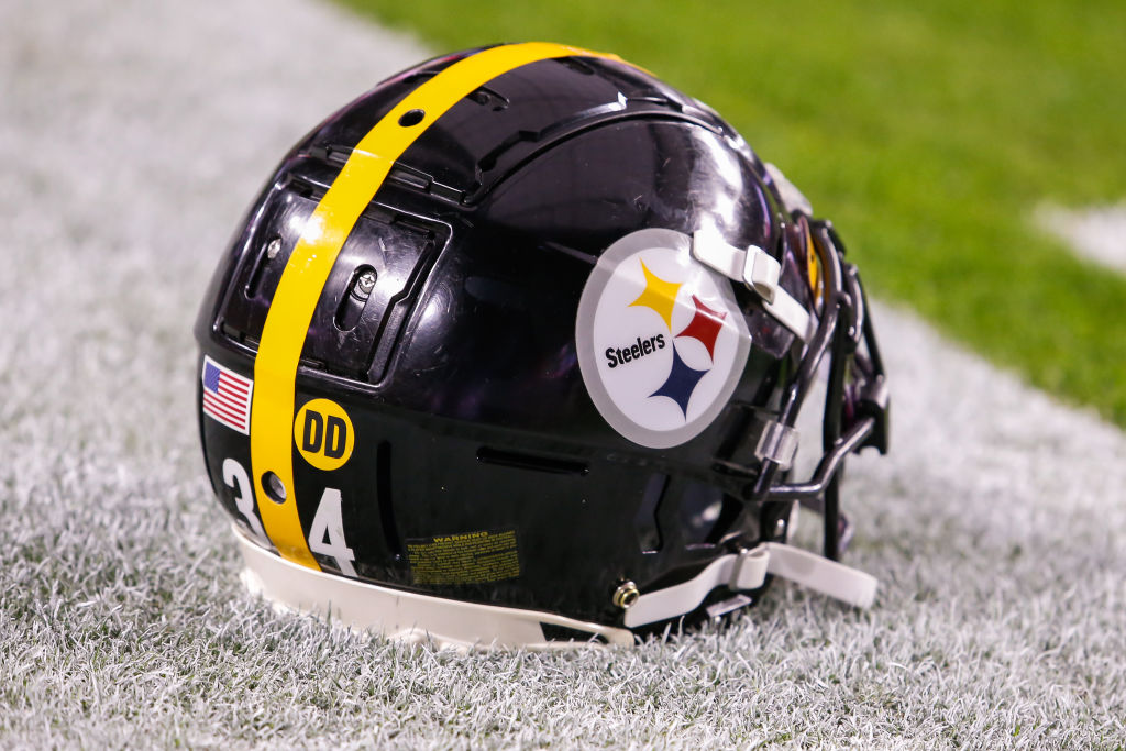 What On God's Green Earth Are These Pittsburgh Steelers Uniforms?