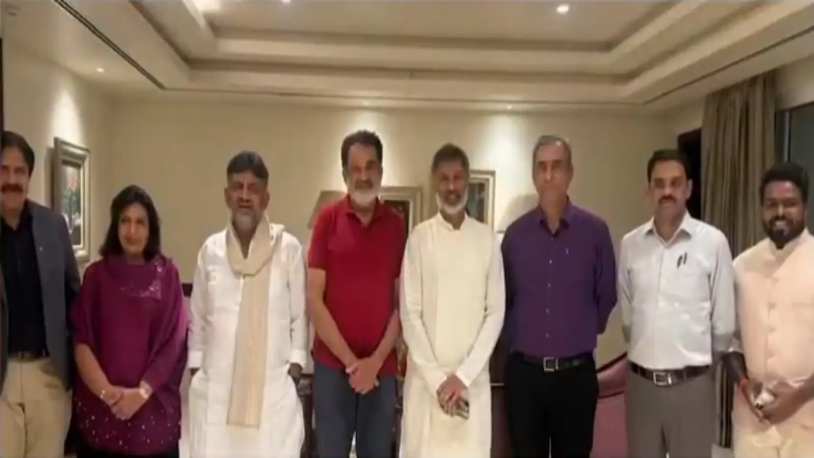 Shivakumar Meets Kiran Mazumdar-Shaw, Mohandas Pai Amid Bengaluru Potholes Row