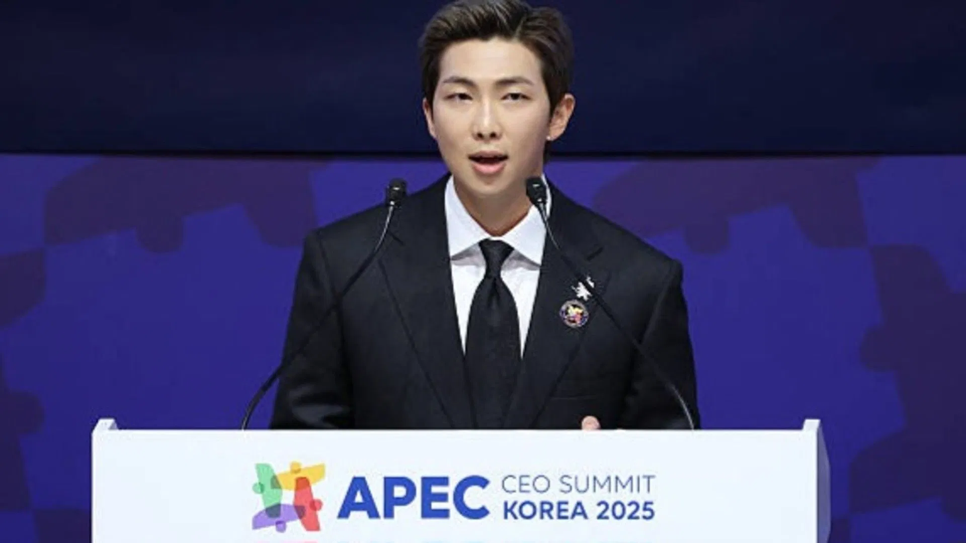“SO PROUD OF YOU NAMJOON”- Fans emotional as BTS’ RM gives a heartfelt shoutout to ARMY during his historic APEC CEO Summit 2025 speech
