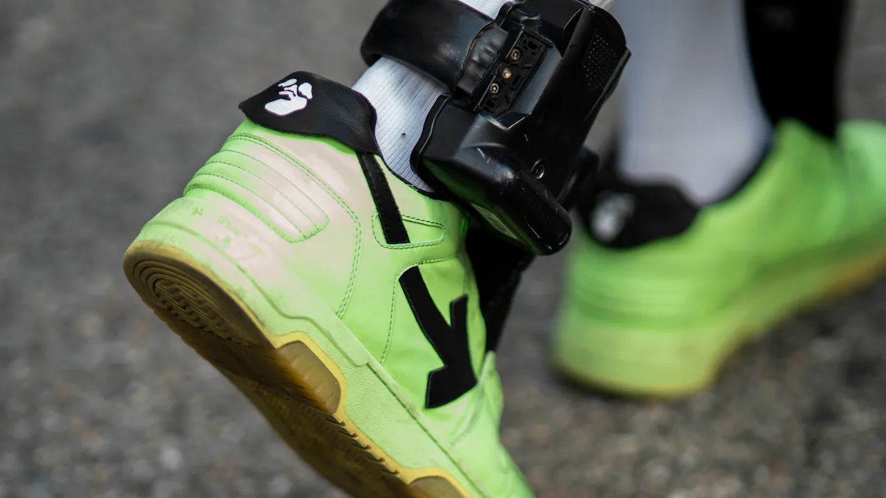 Over 60% of people in Manitoba's ankle monitoring program were rearrested or breached rules