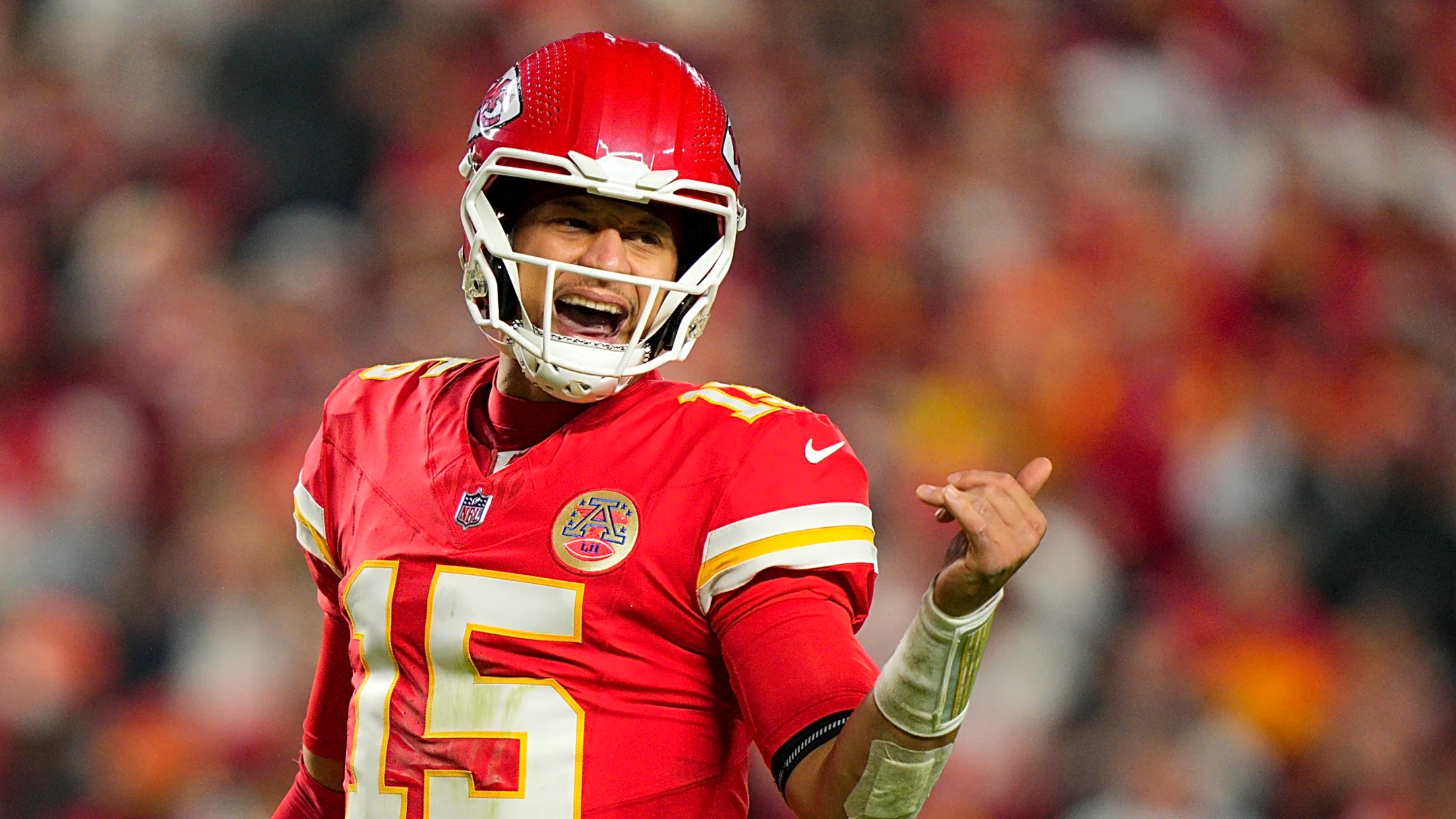 Chiefs QB Patrick Mahomes Joins Elite Company with Historic Passing Milestone