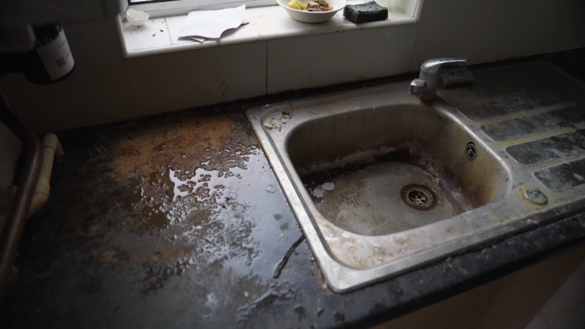 Home Office squandered billions on asylum hotels