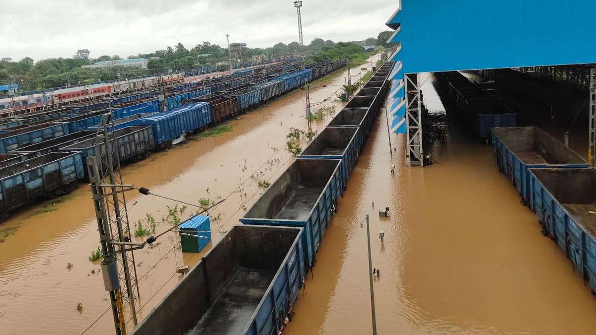 Cyclone Montha | Flooded tracks disrupt train services in Telangana’s Mahabubabad, police extend support to passengers