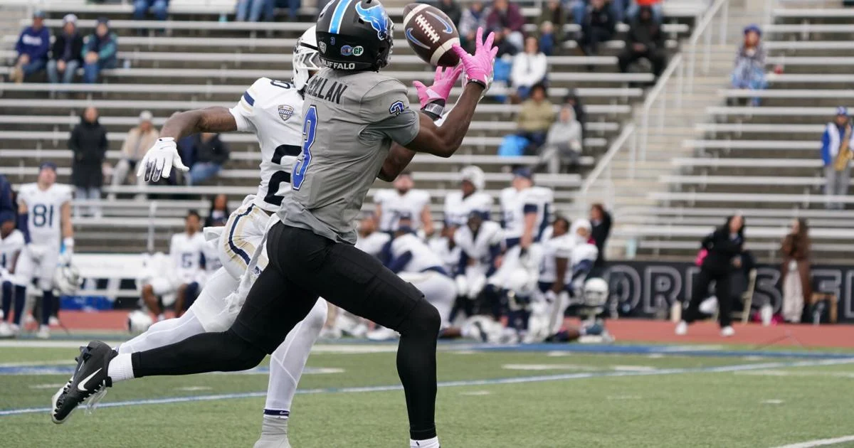 UB's McMillan has another career day receiving as the Bulls drop their first MAC contest