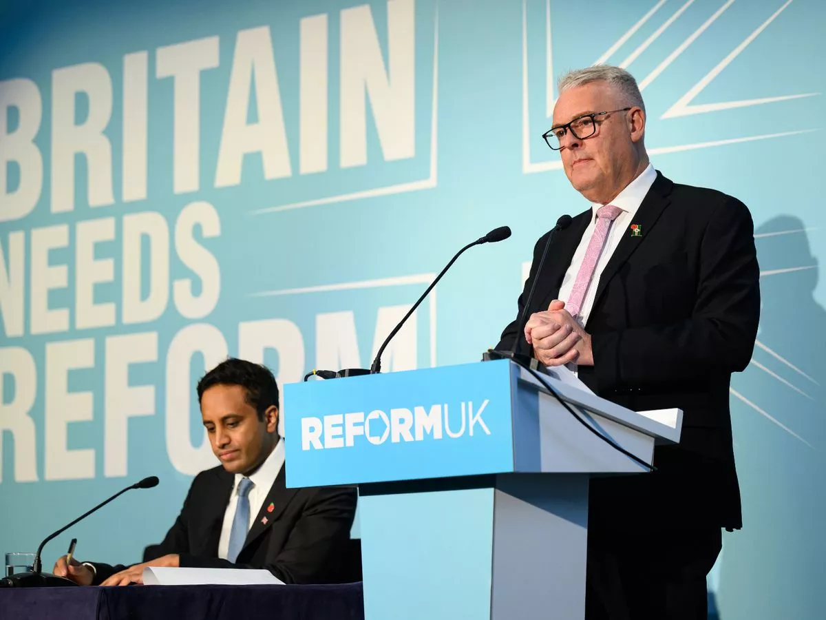 Nigel Farage's plan for massive benefit cuts 'already falling apart', Labour say