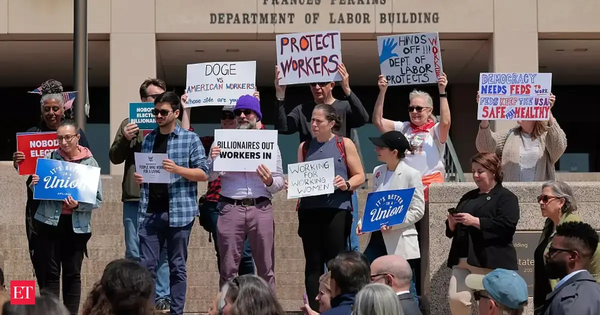 Job bloodbath! Mass layoffs hit America as 172,000 jobs vanish — is this shocking wave of Amazon and Meta cuts the first sign of a U.S. recession?