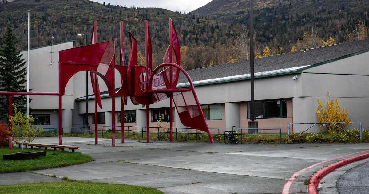 Anchorage School District to hold public meetings on plan to close 2 more elementary schools