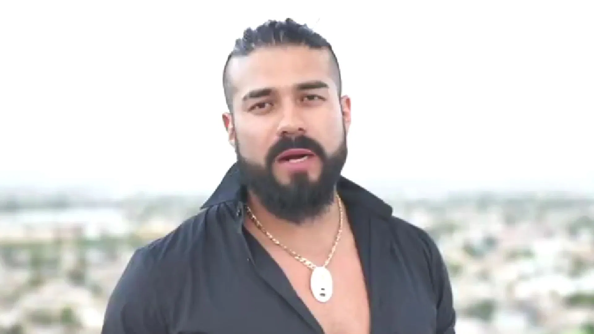 Andrade drops an emotional personal message amid uncertain AEW future 