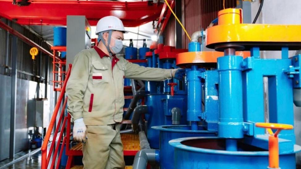 Critica cracks rare earth processing code