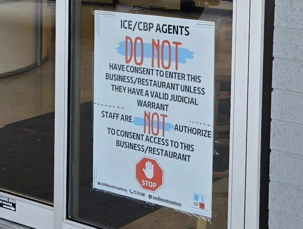 Efforts step up to help Elgin businesses know their ICE rights