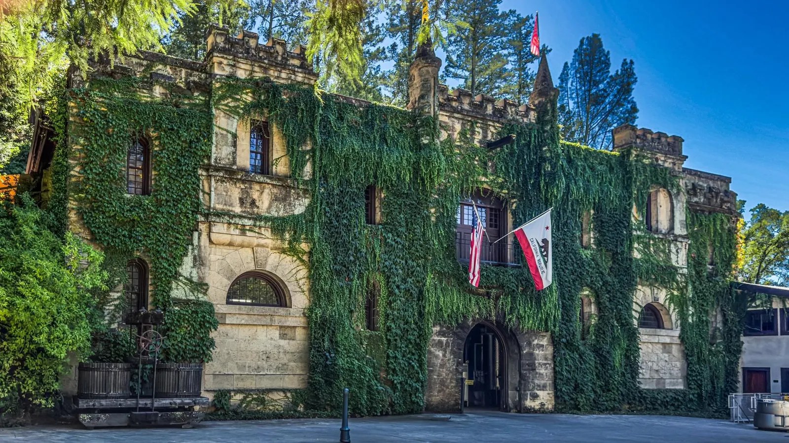 Why Ghost Wineries Should Be Part Of Your Haunted Halloween Plans