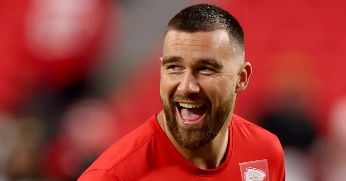 Travis Kelce Jokes About His ‘Furry’ Body, Resemblance to Shirtless Fan