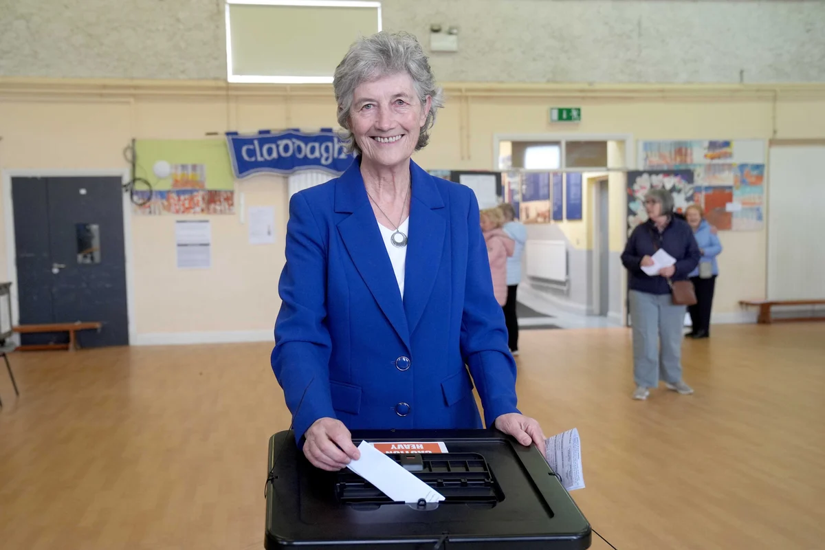 Connolly congratulated by presidential opponent as she looks on course for win