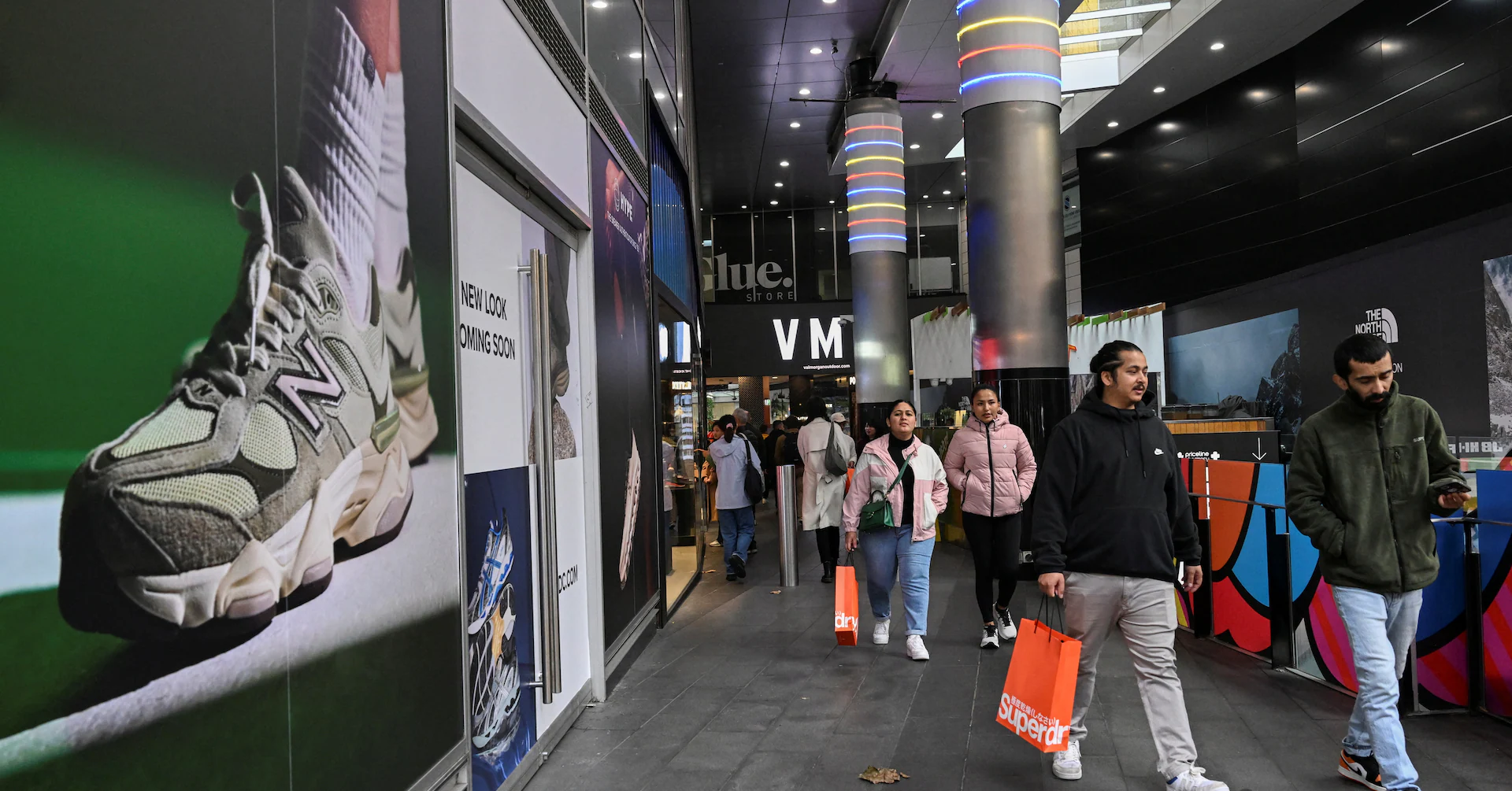 Australia core inflation jumps in Q3, red flag for rate cut