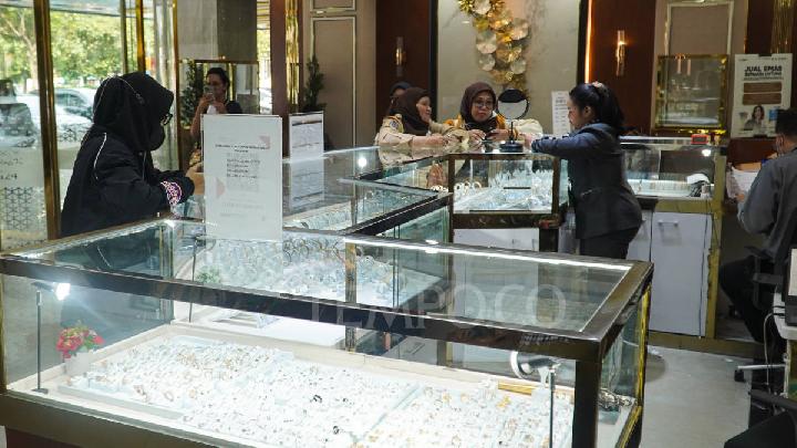 Antam Gold Price Falls to Rp2.35 Million per Gram Today