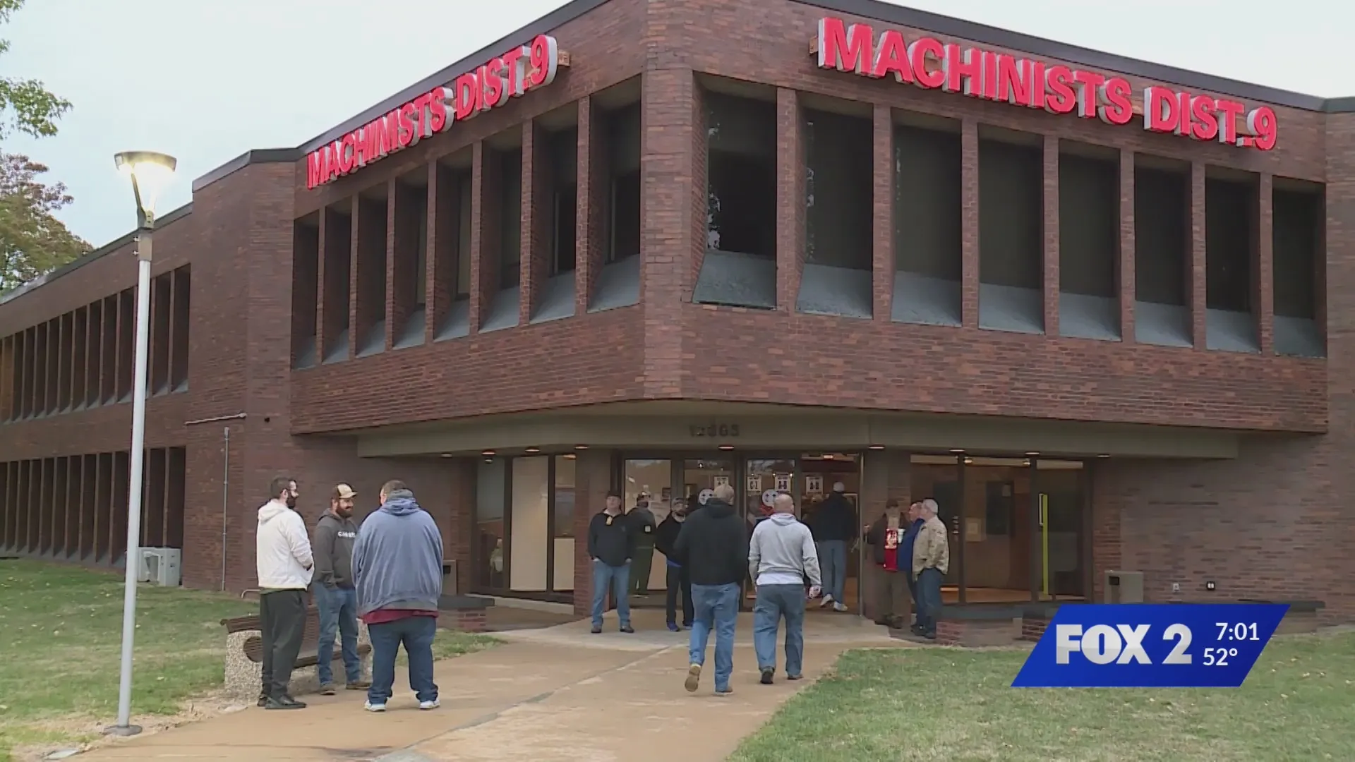 St. Louis machinists reject Boeing deal, seek better terms