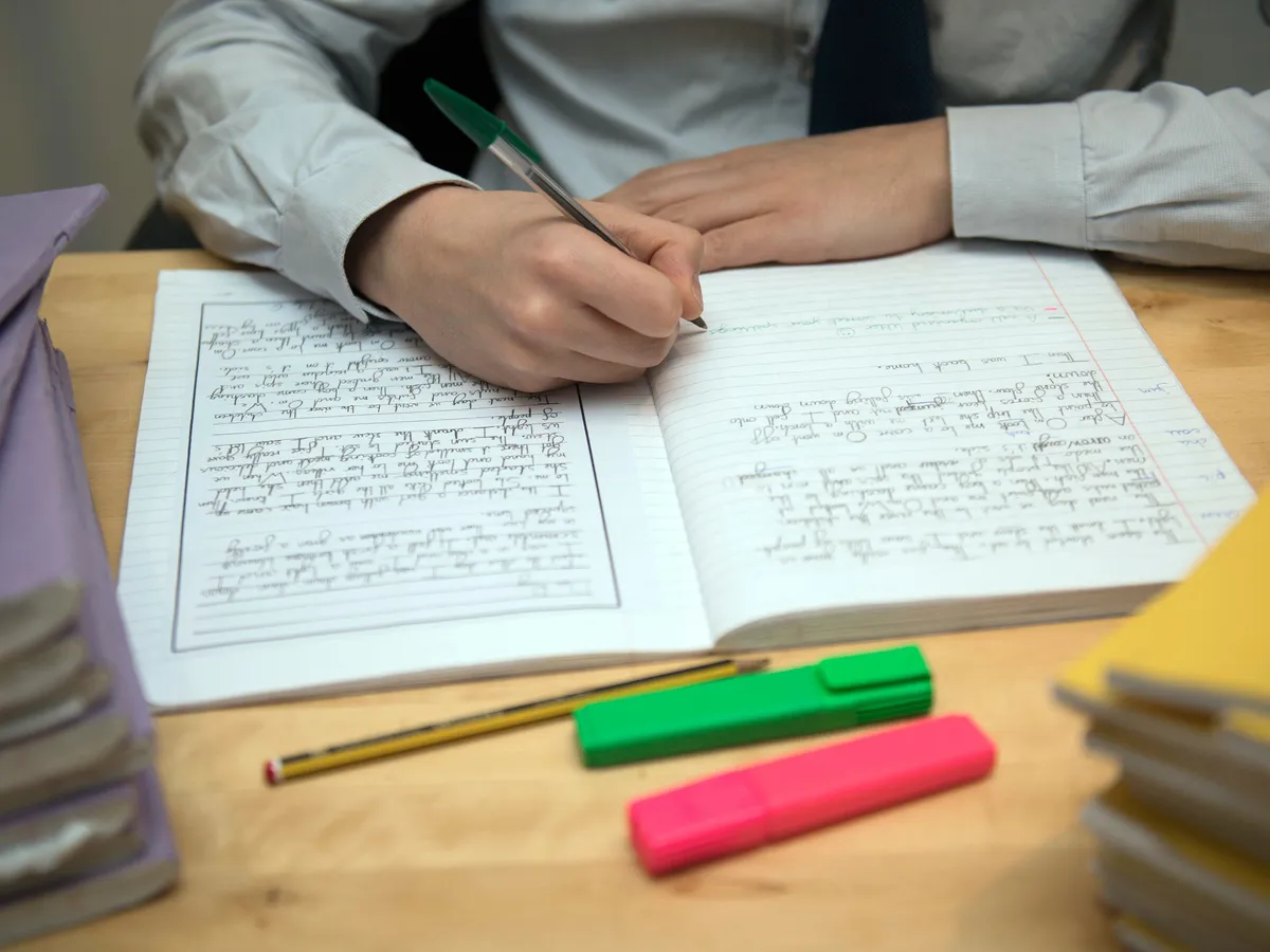 The deadline for Wolverhampton secondary school applications is approaching - here's how to apply if you haven't already done so