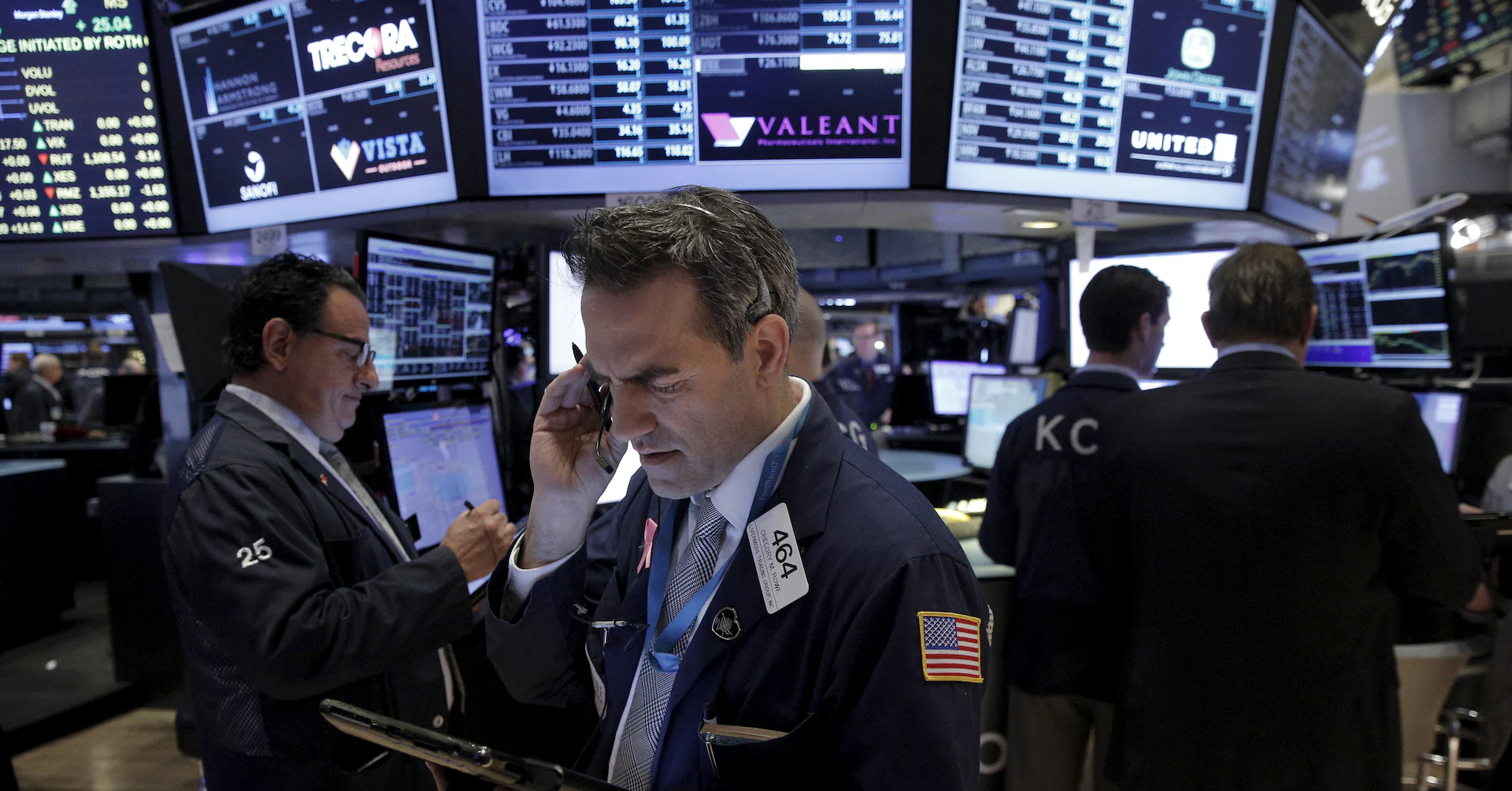 Wall St Week Ahead Megacap-led earnings deluge, Fed meeting headline busy US markets week - Reuters