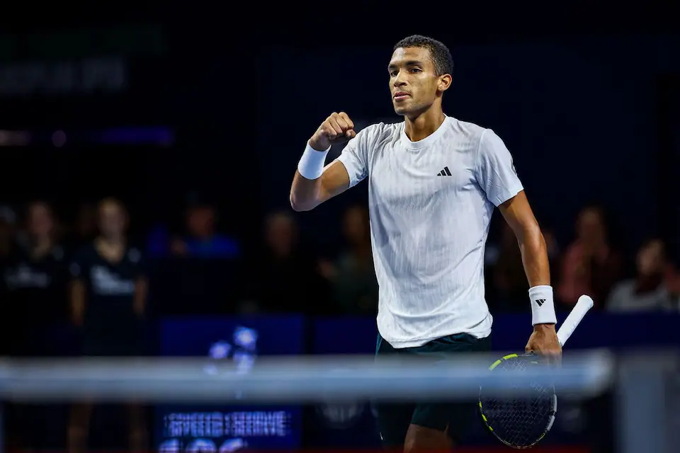 Tennis: Félix Auger-Aliassime de retour parmi les 10 meilleurs joueurs au monde