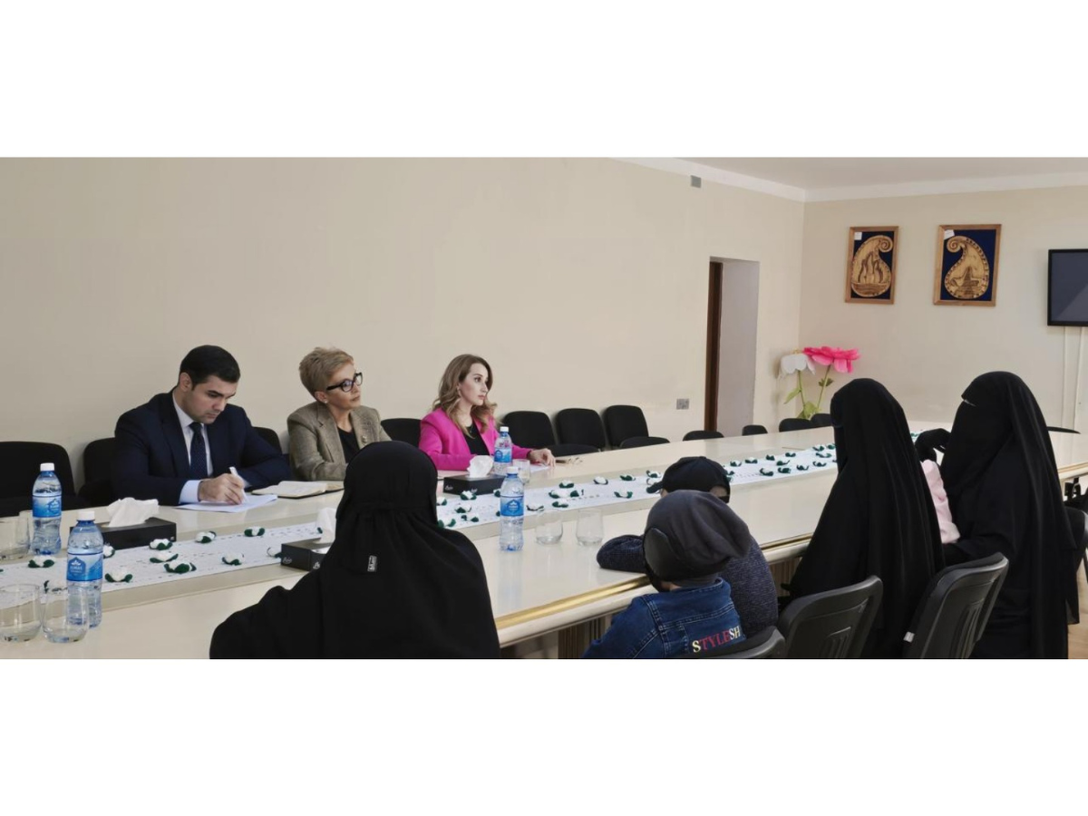 Azerbaijani Ombudsperson reps meet repatriated compatriots from Syria