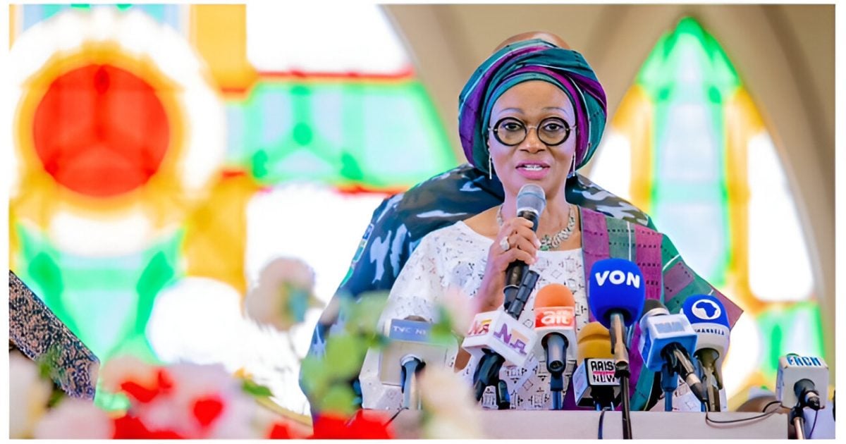 Remi Tinubu Commissions 10 Digital Learning Centres To Empower Nigerian Youths