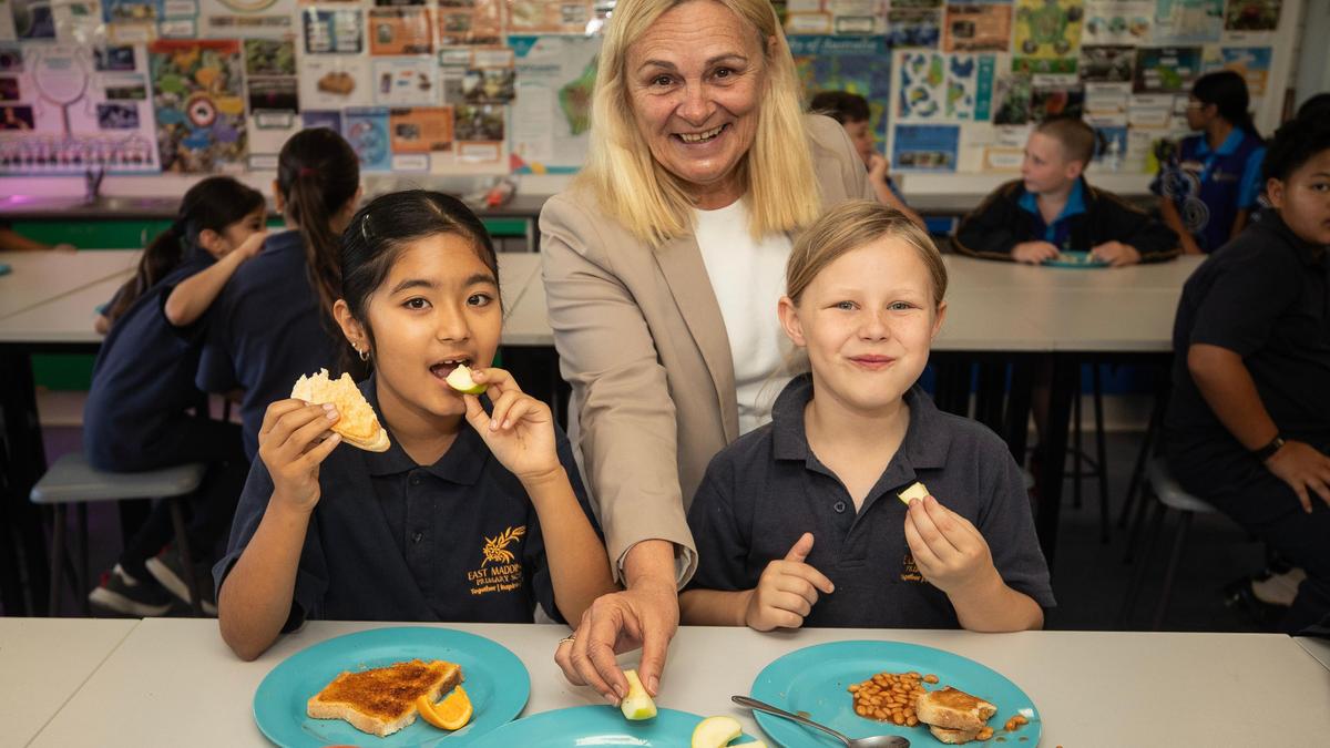 School breakfast club expanded across WA as more kids go to class hungry