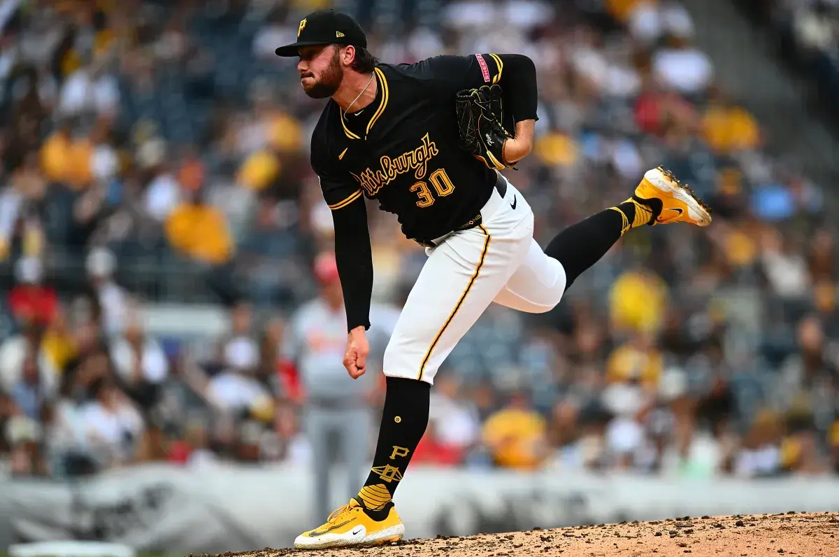 Cardinals, Pirates Linked in Wild Offseason Trade Proposal