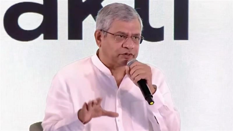 Ashwini Vaishnaw Says Indian Govt Plans Reforms To Support Traditional Media Amid Digital Shift