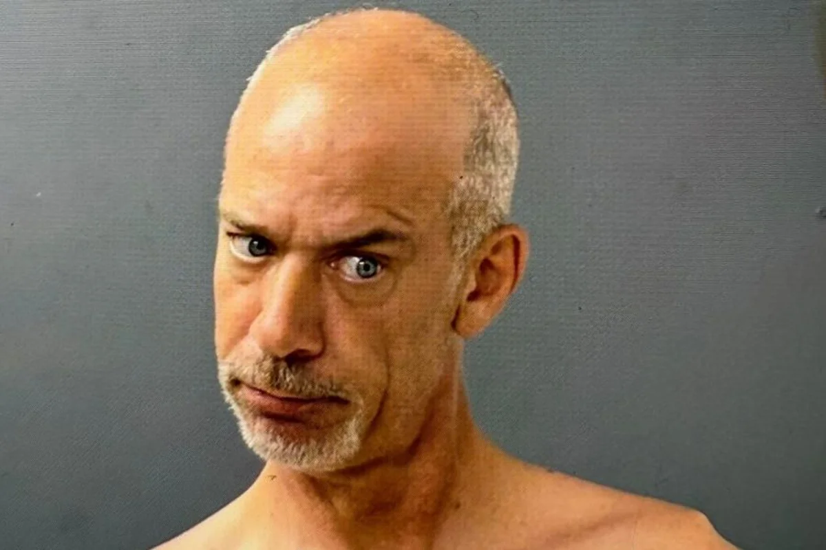 Man wearing only a Speedo assaulted 911 dispatchers after barging into sheriff’s office, authorities say