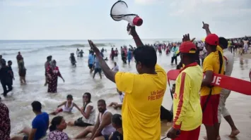 മന്ഥ ചുഴലികാറ്റ് ഇന്ന് കര തൊടും ;  ആന്ധ്രാതീരത്ത് കനത്ത ജാഗ്രത