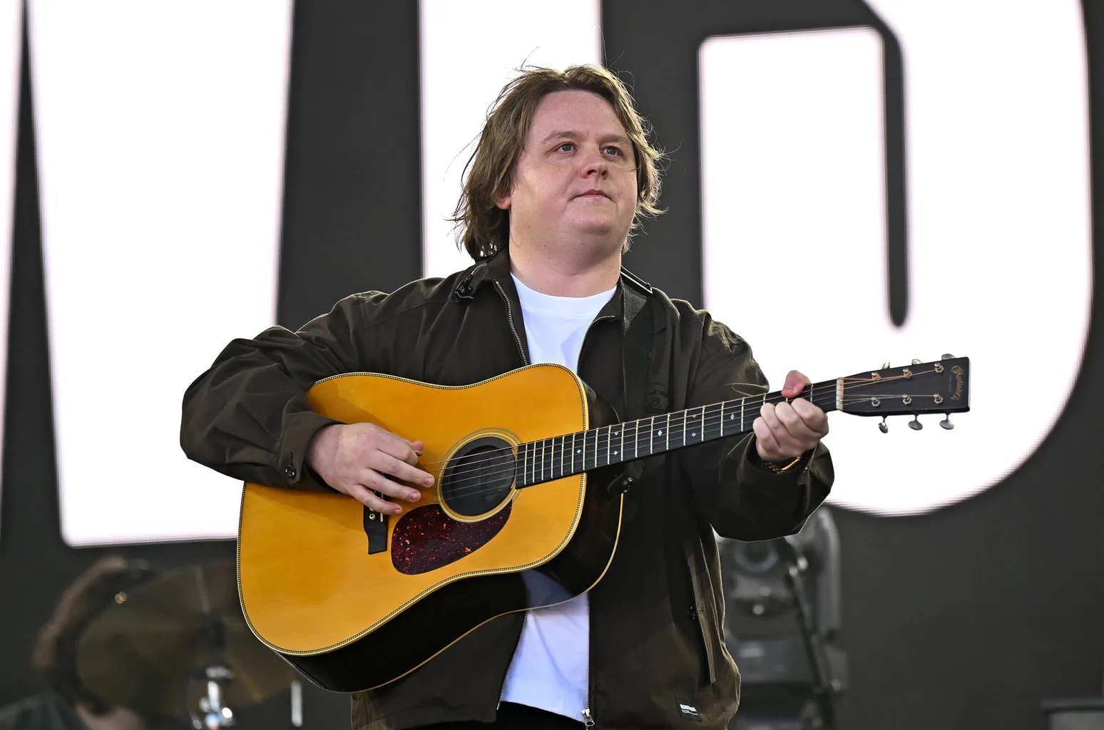 Lewis Capaldi Sets Dates For Spring 2026 North American Tour