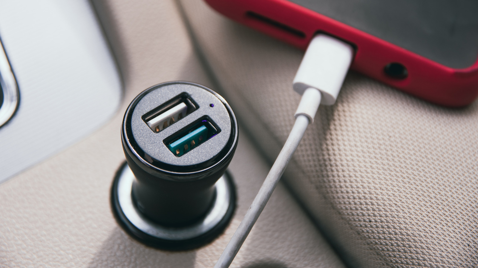 Never Plug These 5 Things Into Your Car's 12V Socket