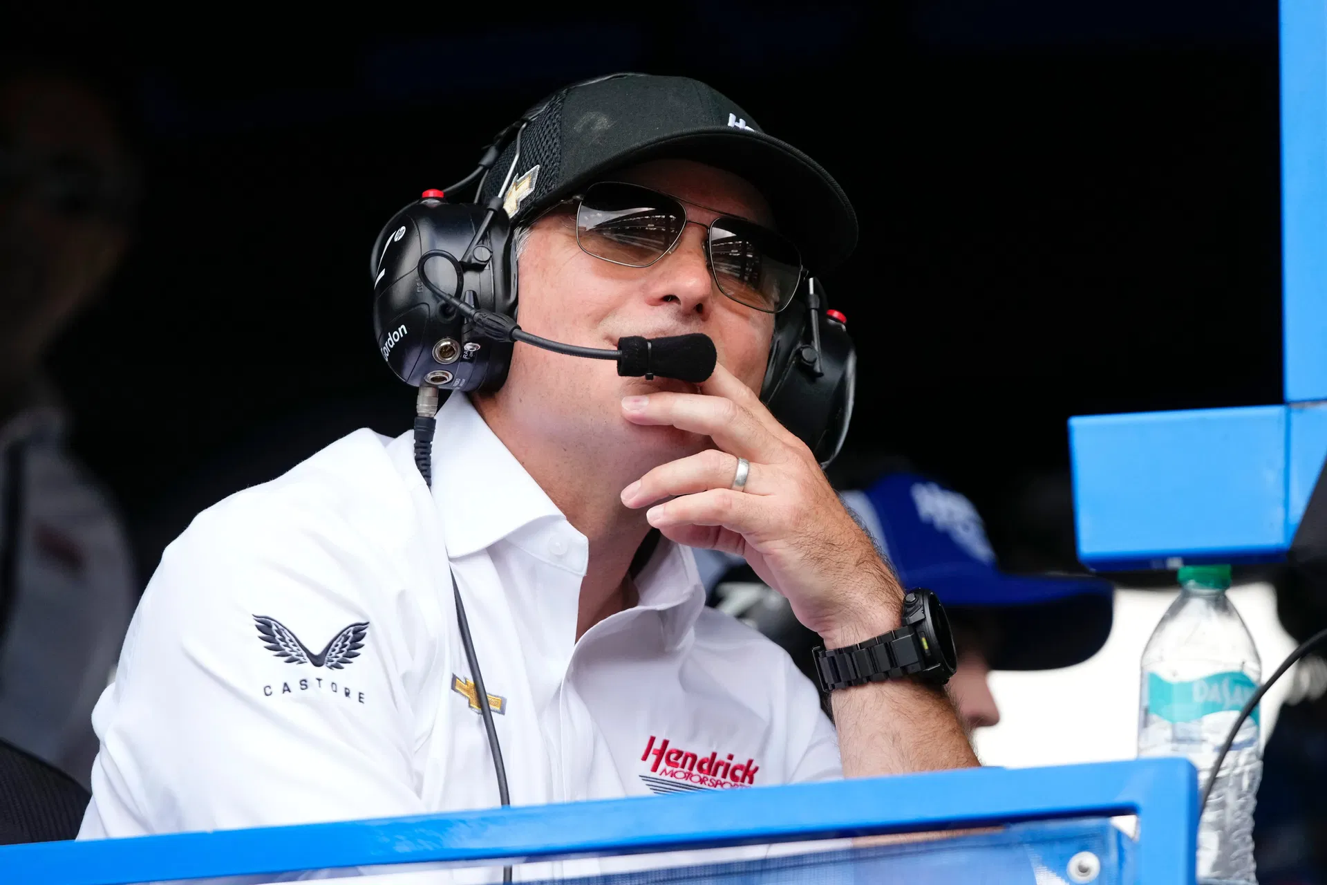 “Unlike anything I’ve ever seen”: Jeff Gordon makes feelings known about William Byron’s progress after Martinsville thriller