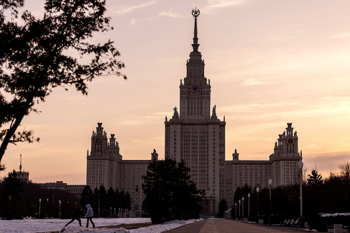 How to repay student loans? In Russia, with national service.