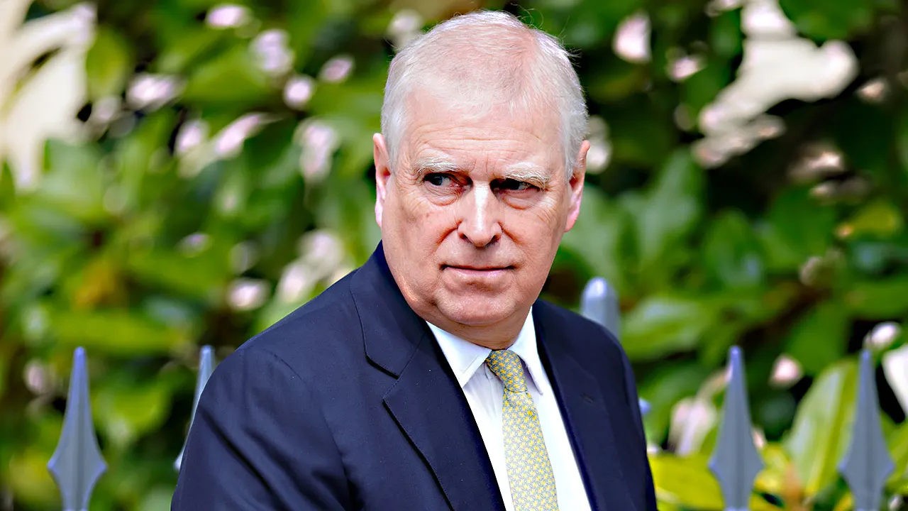 Prince Andrew ‘oblivious to reality,’ demands two homes in Royal Lodge exit deal: expert