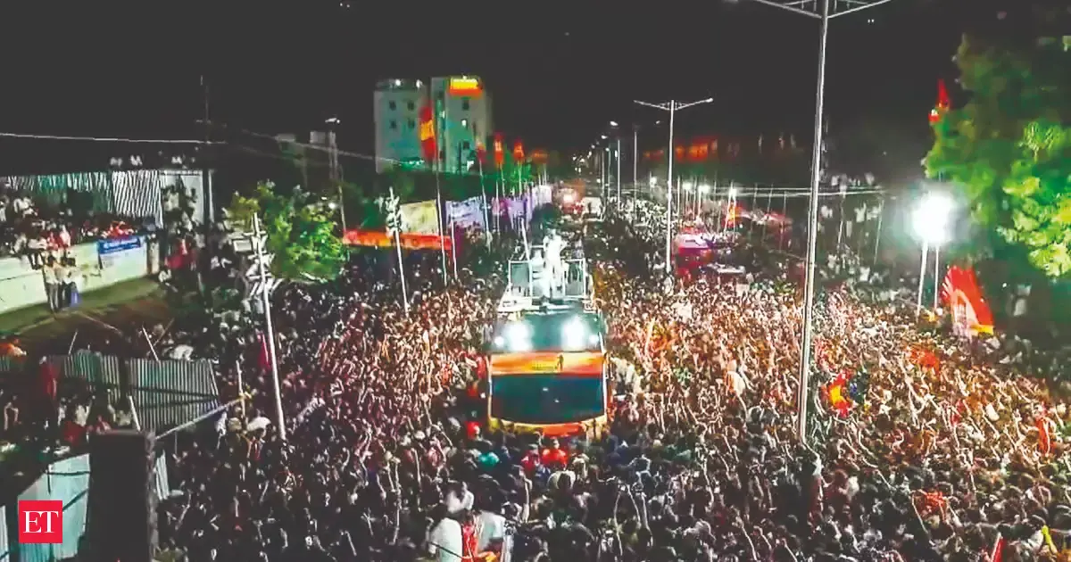 CBI takes over Karur stampede case