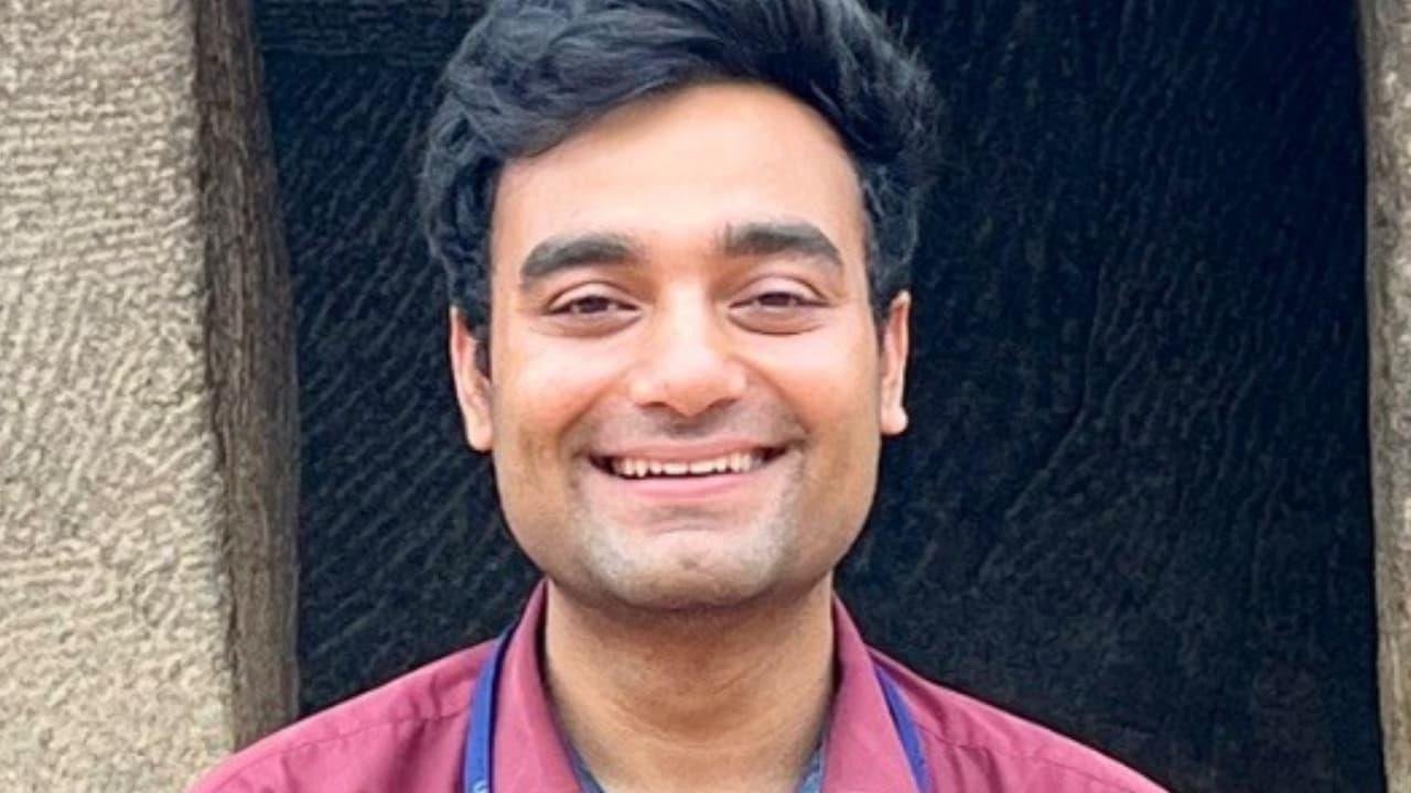Meet Himanshu Gupta, Tea Seller's Son Who Cracked UPSC Three Times To Become IAS