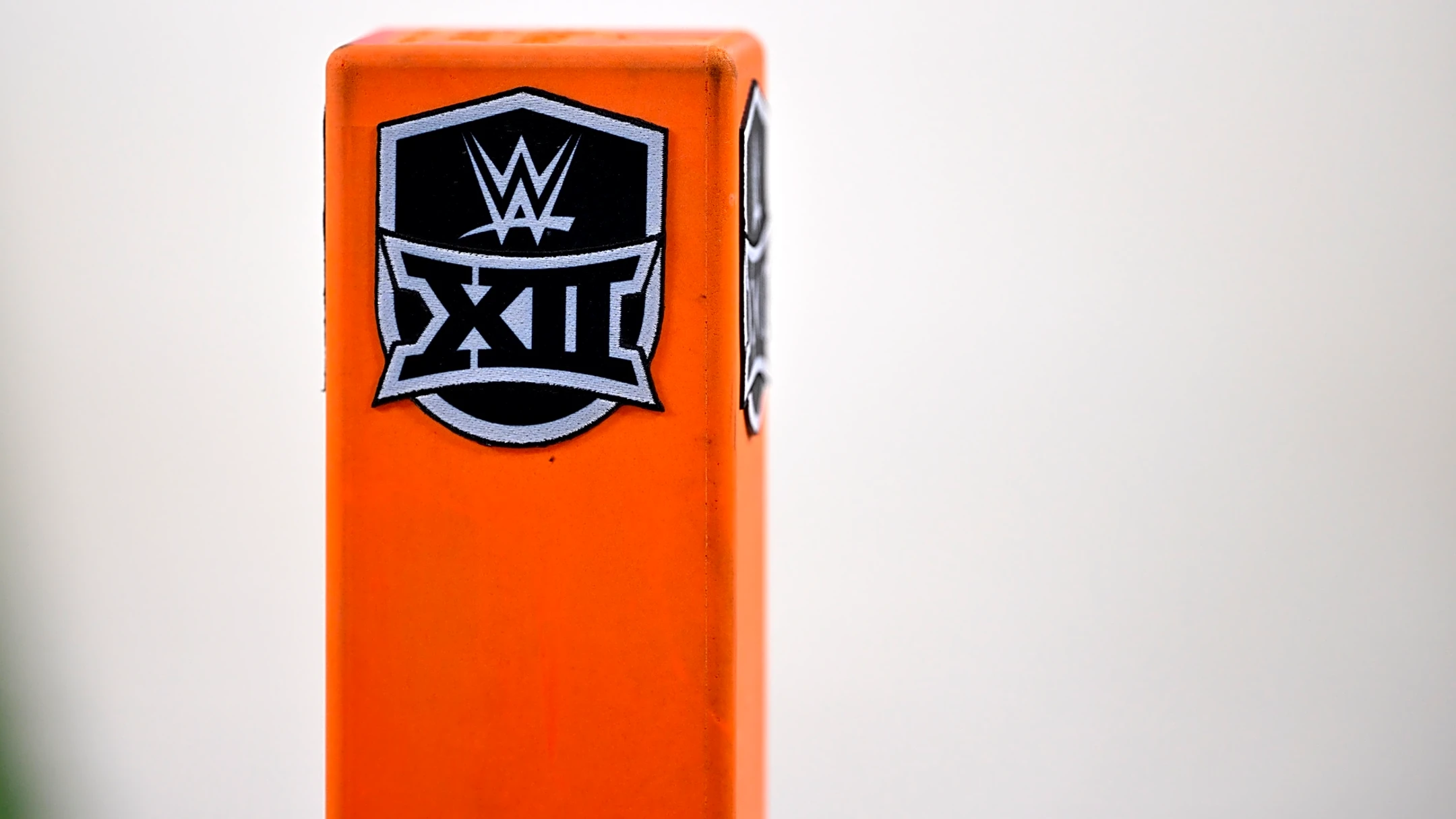 WWE SmackDown Preview (10/31/25) – Halloween Night