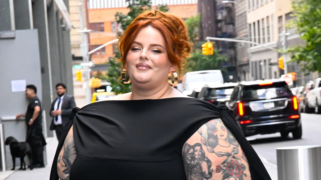 Tess Holliday says she told to lose weight on flight, left in shock