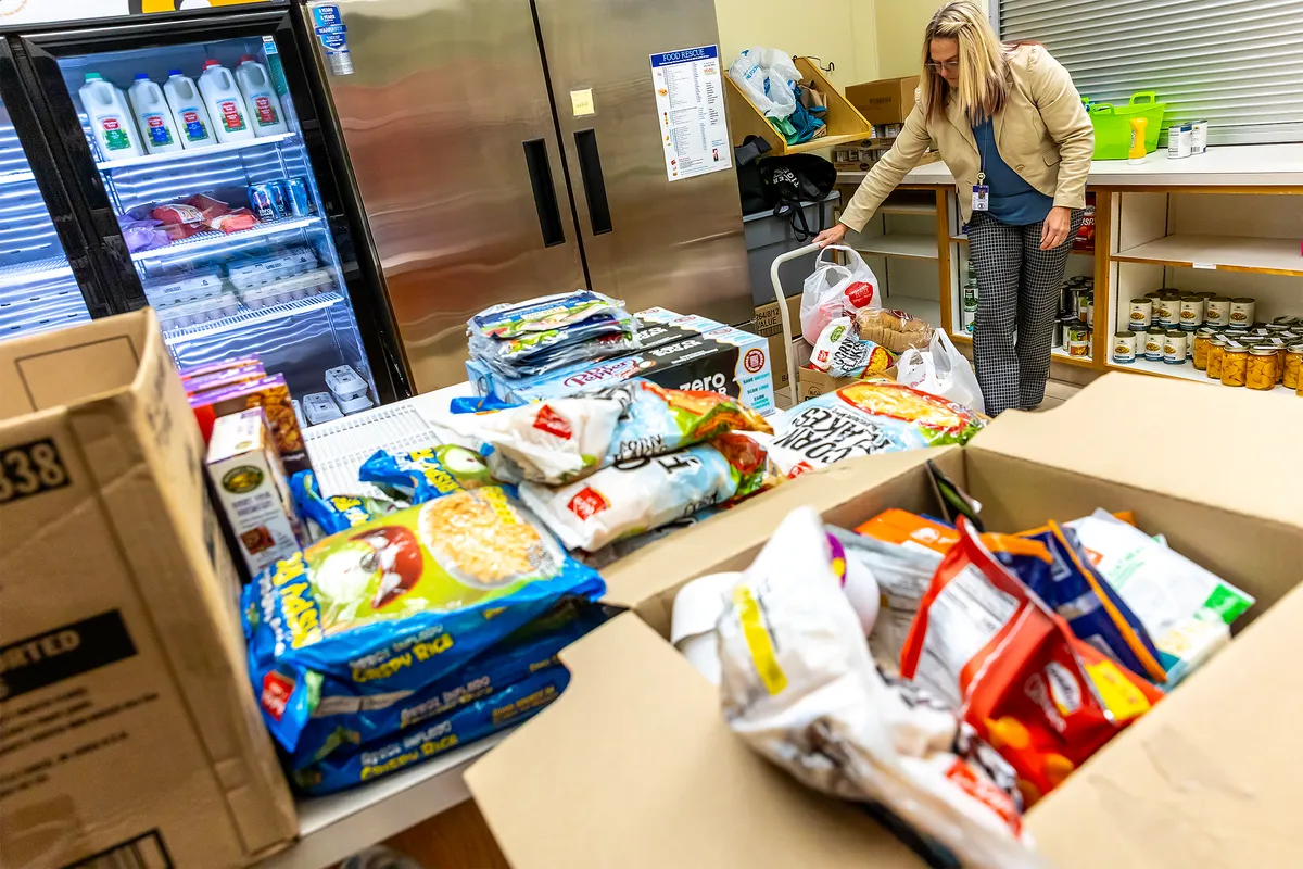 Schools may see more hungry kids if shutdown drags into November